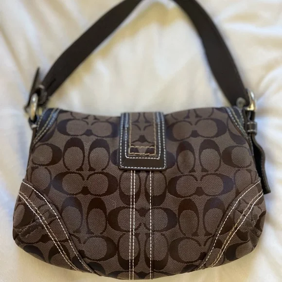 Vintage Little brown coach shoulder bag! - Picture 2 of 5